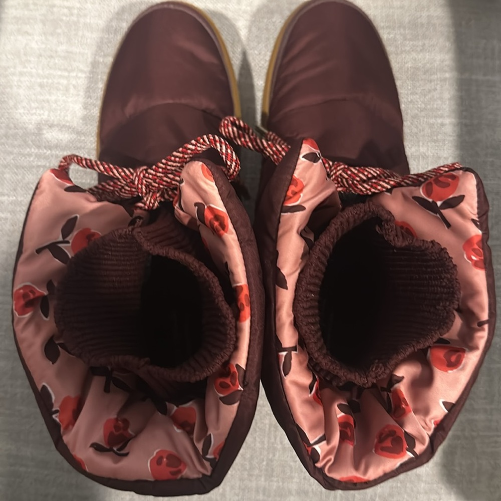 NEW-Kate Spade ♠️ Cocoon Snow Boots. Size 8.5B - Picture 7 of 16